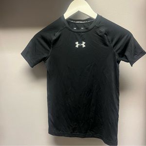 🤎5/$25 Black under armour tee